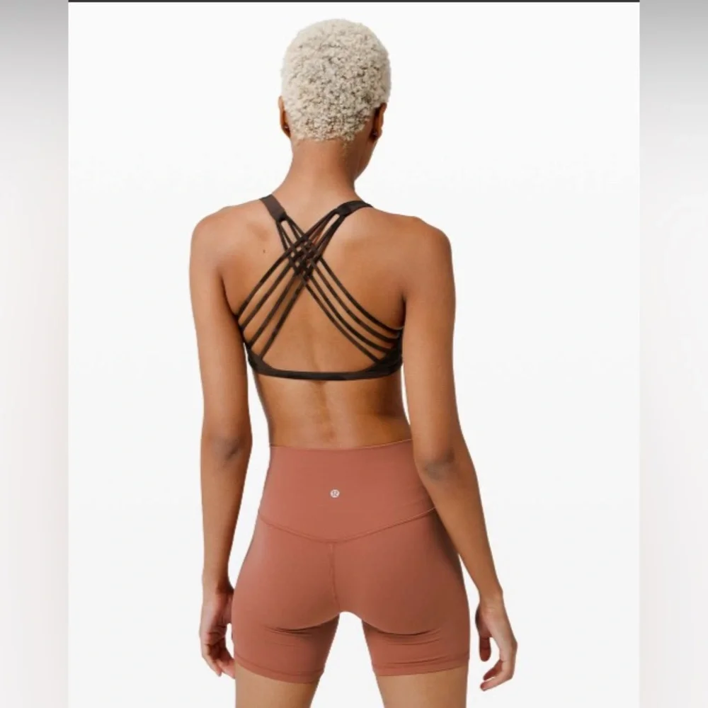 Lululemon Free To Be Bra Wild *Light Support, A/B Cup Size 2 - Picture 3 of 7